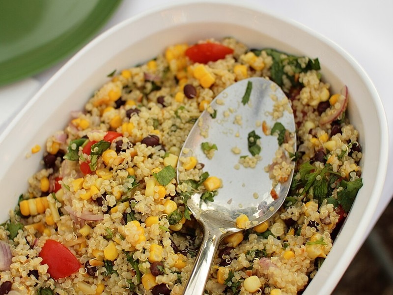 Salada de Quinoa com Legumes Assados